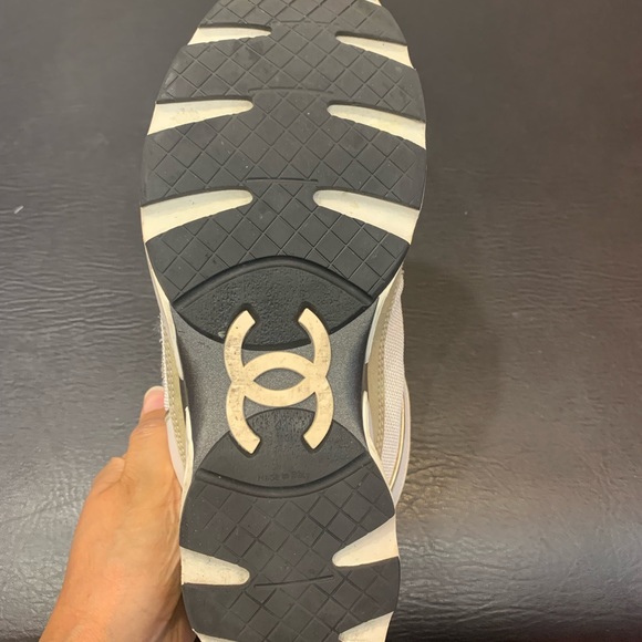 Epic combo interlocking CHANEL cruise neutral tone  sneakers shoes - Picture 4 of 11